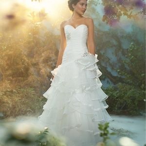 Alfred Angelo Disney Edition Wedding Dress